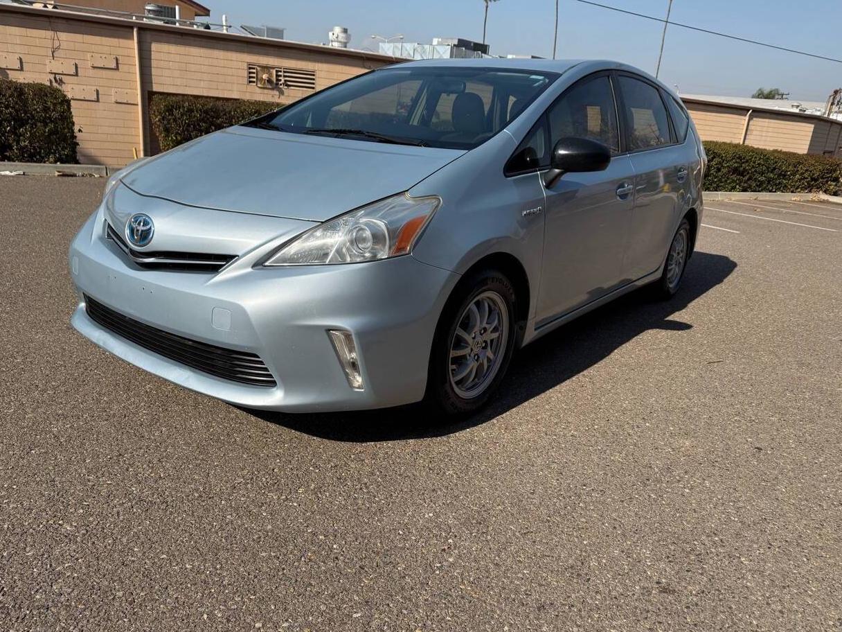 TOYOTA PRIUS V 2014 JTDZN3EU8EJ000352 image